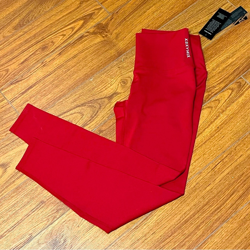Korean brand Xexymix Red leggings